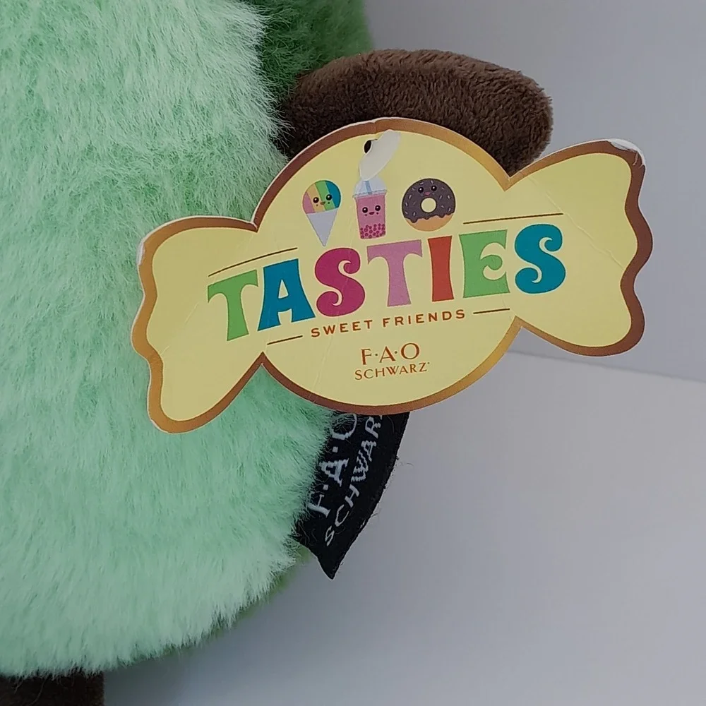 FAO Schwarz Tasties Sweet Friends Avocado‎ Plush 10